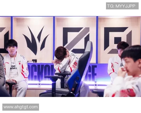 独家深度解析：TES战队配合策略与其他战队的全面对比分析