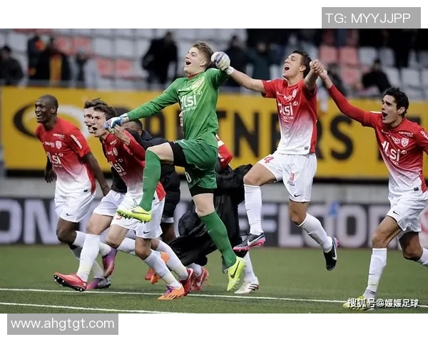 吉林汉姆对桑德兰精彩比赛视频回顾与分析全场亮点尽在其中