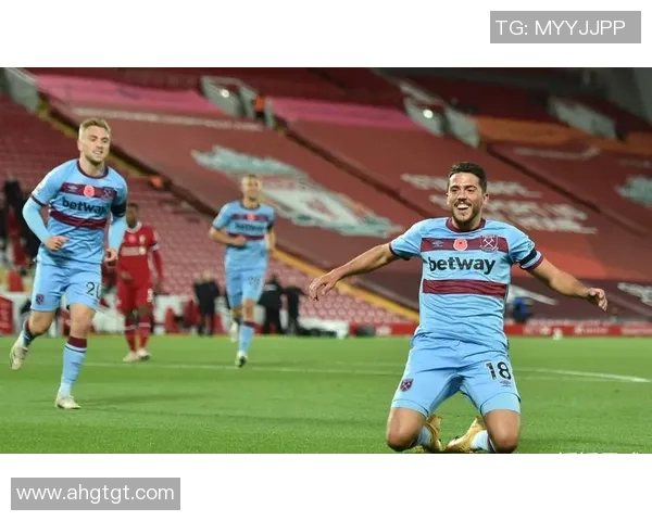 卢顿主场迎战曼彻斯特联期待精彩对决双方球员全力以赴争取胜利