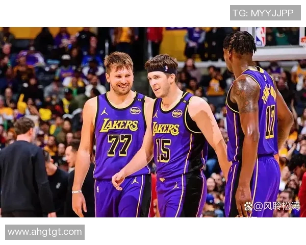 湖人主场迎战马刺2018年12月6日精彩对决回顾与分析 湖人主场迎战马刺2018年12月6日精彩对决回顾与分析