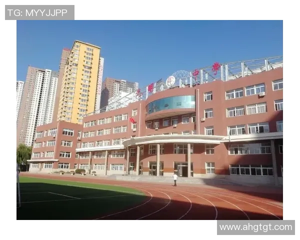 王汝恒的奋斗历程与人生哲学探讨:从平凡到卓越的成长之路 王汝恒的奋斗历程与人生哲学探讨:从平凡到卓越的成长之路