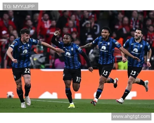 皇家马德里与雷霆的巅峰对决谁能笑到最后精彩赛事即将上演 皇家马德里与雷霆的巅峰对决谁能笑到最后精彩赛事即将上演