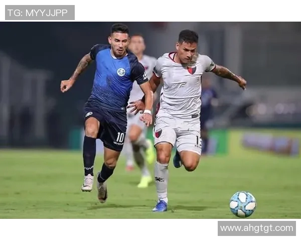 竞技与罗萨里奥的巅峰对决谁将笑到最后的精彩较量 竞技与罗萨里奥的巅峰对决谁将笑到最后的精彩较量