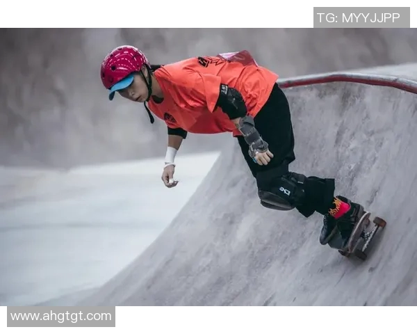 重庆滑板队勇夺滑板状态排行榜第二名展现出色实力与团队精神 重庆滑板队勇夺滑板状态排行榜第二名展现出色实力与团队精神