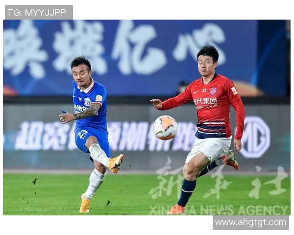 重庆当代与广州恒大激战正酣谁将笑到最后争夺联赛荣耀 重庆当代与广州恒大激战正酣谁将笑到最后争夺联赛荣耀