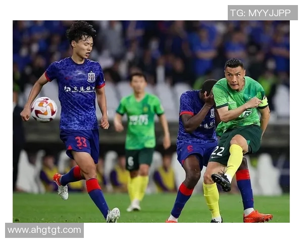 2018年北京国安与上海申花激战回顾球迷心中难忘的经典对决 2018年北京国安与上海申花激战回顾球迷心中难忘的经典对决