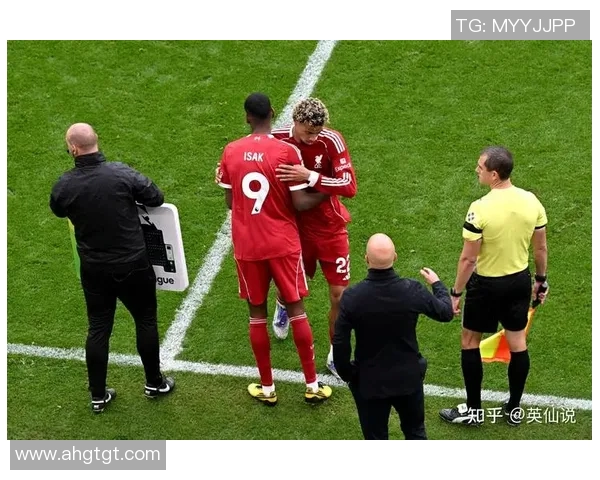 2020年埃弗顿对阵利物浦精彩比赛录像回顾与分析