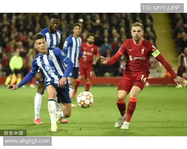 L波尔图主场迎战利物浦双方争夺欧冠小组赛关键胜利 L波尔图主场迎战利物浦双方争夺欧冠小组赛关键胜利