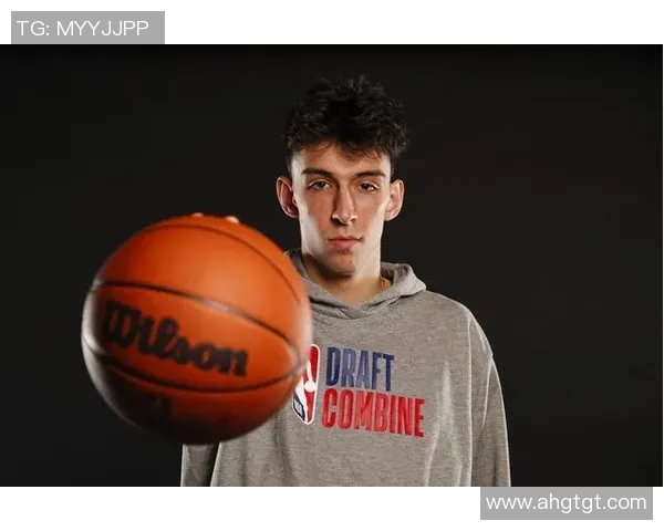 切特霍姆格伦的篮球之路：从新秀到未来巨星的成长故事